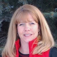 Lori Houk's Instagram, Twitter & Facebook