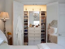 Design bilik tidur design inspiration creative types of interior. Mudah Banget Ini 10 Cara Menghias Kamar Tidur Yang Sempit