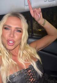 Eva Daniels Pushing Girl Down