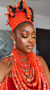 Mastering Grey Smoky Eyeshadow: A Step-by-Step Guide for Beginners