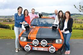 Op de site van ypres rally staat er te lezen dat je de volledige proef kan betreden, echter enkel in de aangegeven veilige plaatsen waar je minimum 10 meter van de baan staat. Laatste Nieuws Rally Ieper