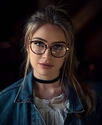 1001 Stylische Ideen Fur Brillen Trends 2021 Fur Damen Brille Brillen Rundes Gesicht Schone Brillen