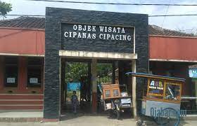 Cipanas Cipacing Takhenti Terus Dikunjungi Para Pengunjung Q Jabar Cepat Akurat