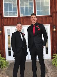 Going into his seventh nba season, meyers has experienced success at the highest level, but he is also knowing of the other side. Meyers Leonard On Twitter My Brother Gets Married Today This Man Has Stood By My Side Through Absolutely Everything Here S To A Great Future Brother Https T Co Gqrmt2qk1q