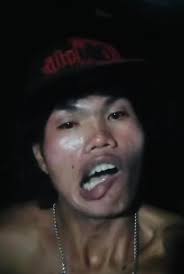 HAHAHAHAHA inang muka yan hirap ipag tanggol