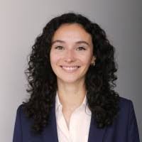 Tara Ogle's Instagram, Twitter & Facebook