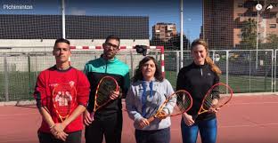 Los juegos deportivos, en conclusión, son actividades que combinan, en mayor o menor medida, distintas facetas de los juegos y del deporte, como el entretenimiento, el desarrollo físico, el estímulo. Implementos Fernando Tafad 18 19 Pichiminton Juego Predeportivo Speedminton