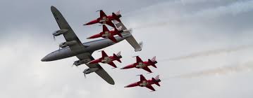 În premieră pentru românia, la bucharest international air show bias 2018 au participat white red sparks, formaţia de acrobaţie a forţelor aeriene ale poloniei mii de spectatori au asistat sâmbătă, 22 iulie, la demonstrații aeriene spectaculoase în cadrul bucharest international air show (bias) 2017. European Airshow Calendar 2017 Airshow Dates News And Reviews For The Uk Europe Flightline Uk