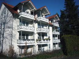 Niedrige kreditzinsen, ein lebhafter immobilienmarkt und eine. 3 Zimmer Wohnung Zu Vermieten Viktor Von Scheffel Str 45 96215 Lichtenfels Lichtenfels Kreis Mapio Net