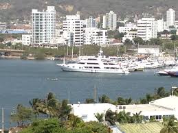 New Guest At The Club De Pesca Pier In Cartagena Cartagena San Francisco Skyline Skyline