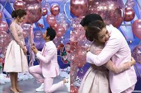 โต๋ เซอร์ไพร์สคุกเข่าขอ ไบรท์ แต่งงานสุดหวาน กลางรายการเรื่องเล่าเช้านี้ สุดเซอร์ไพร์สวันนี้ 25 ธันวาคม 2563 ซึ่งตรงกับวัน. 5je06e3fwnp8bm