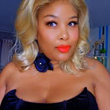 Rejuvenating timeless beauty in just 20 minutes with a single, minimally  invasive Chin AirSculpt® procedure! Our Beverly Hills patient not only  removed her double chin permanently but also embarked