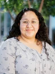 Deanna Barrett's Instagram, Twitter & Facebook