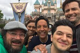 When did you go to Disneyland with Tom, David?” 🤣🤣