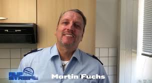 Engagement mandate karriereweg netzwerk anschlüsse. Martin Fuchs Uber Die Arbeitstage Am Set