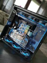 Black And White Lian Li Pc Build Lian Li Pc 011 Dynamic Custom Extreme Rgb Water Cooled Gaming Pc Rig Build In 2020 Custom Pc Gaming Pc Gaming Pc Build