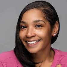 Yolanda Crowley's Instagram, Twitter & Facebook