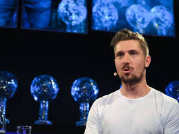 Auf instagram verriet marcel hirscher freundin laura moisl details über ihre schwangerschaft. Ski Alpin Marcel Hirscher Beendet Seine Karriere Ski Legende Tritt Zuruck