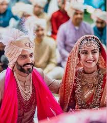 Sonam kapoor and anand ahuja, who made headlines with their wedding pictures, continue to tease fans with their candid pictures. Sonam Kapoor Anand Ahuja Wedding Anniversary Unseen Pics Of The Couple That Dole Out Major Couple Goals