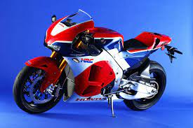なんと約2600万円 ホンダrc213v sは何がスゴいのか 日本では数台のみ販売 エイ出版社 ホンダ レーシングバイク カスタムバイク