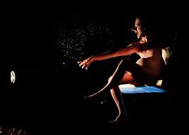 Nowhere was created by dimitris papaioannou in 2009 to inaugurate the renovated main stage of the greek national theatre in athens. O Eyripidhs Laskaridhs Kai Oi Titanes Toy Katalambanoyn To Megaro Moysikhs Euronews