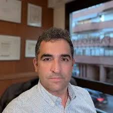 Andres Pereira's Instagram, Twitter & Facebook