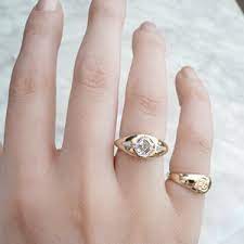 A distinctive feature of the marriage of the gypsy people is that a trip to the registry office is not necessary for them, they only need the approval of the community. Asscher Cut Gypsy Engagement Ring Ashley Zhang Jewelry
