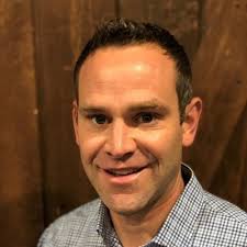 I had the opportunity to speak at a senior digital marketing class at my  alma mater, University of New Hampshire Peter T.