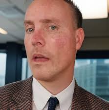 Kenny Rucker's Instagram, Twitter & Facebook