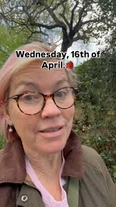 Happy Friday wherever you are around the world 🍺🥂🌎 I have put the last  of the stubby holders up