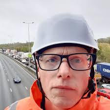 Just Stop Oil M25 protest: Activist Devon dad arrested by police 'prepared  to go to prison'