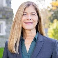 Holly Kirkpatrick's Instagram, Twitter & Facebook