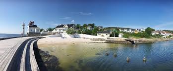 Lørdag spilte dj marius og mikkel på sax i ett bryllup på villa malla i filtvedt. Villa Malla Sydenfolelsen I Hurum Reisebloggen Det Vonde Liv Villaer Villa Reise