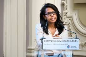 Audrey pulvar se retrouve dans une vive polémique à cause de ses lunettes. Le Retour Surprenant De La Gratuite Des Transports D Audrey Pulvar