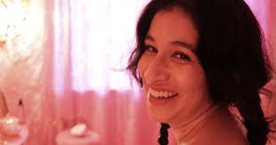 How (& Why) I Came Out As Polyamorous to My Latina Mom