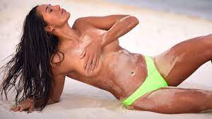 Malia manuel's height is 5′ 6″. Malia Manuel Photos In Sports Illustrated 2020 Swimsuit Si Com