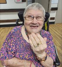 We got beautiful manicures today! 💅