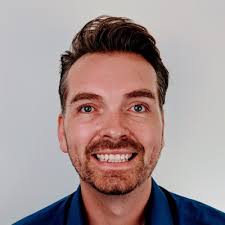 I scaled my previous B2B SaaS company from 0 to $76M in ARR as the CRO &  Co-founder. Here are 8 pipeline metrics that I asked RevOps to track (and  that earned