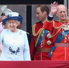 Gratulation an die queen von england ! Royals Queen Feiert 88 Geburtstag Mit Parade Nach Bilder Fotos Welt