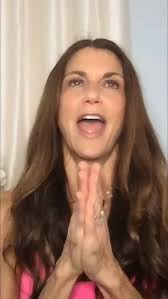 Meet Nancy ; also known as The Sleep Ambassador, Nancy H. Rothstein, MBA,  is the newest member of the Hapbee family! Nancy is here to educate the  Hapbee community with effective strategies