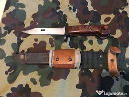 Efecte militare grade militare securitate si trupe de securitate sport timp liber arta arta obiecte de colectie 320 lei. Baioneta Militara Akm Ak47 170 Lei Lajumate Ro