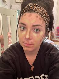 Cream-based makeup for combination skin