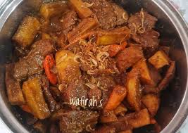 Bahan yang digunakan bisa menggunakan daging sapi ataupun daging ayam. Resep Bistik Daging Untuk Hajatan Pin Di Daging Sapi 1 Resep Bistik Daging Giling Dengan Telur Yang Enak Dan Gurih Iritntu