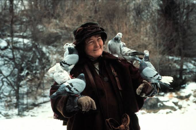 Home Alone's 'pigeon lady' looks worlds away from character 32 years after  iconic Christmas movie