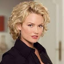 Luann Matthews's Instagram, Twitter & Facebook