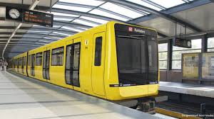 Psst Das Ist Die Neue Leise U Bahn U Bahn Bahn Berlin Berlin Ubahn