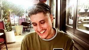 AJ Hudson's (@AJHudsons)