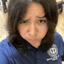 Helloooooo everyone my name is Saymi or Mimi (for shorter)! I'm a little  late to the train but I am committed to UCM as a Public Health major with  an emphasis on