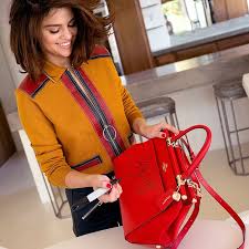 Make sure to request photos of the actual piece with the ability to view it up close and in. How To Spot Fake Coach Handbags 9 Ways To Tell Real Purses