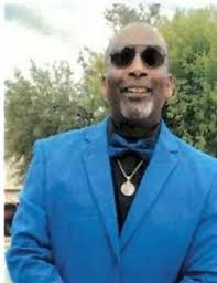 Philip Benoit's Instagram, Twitter & Facebook